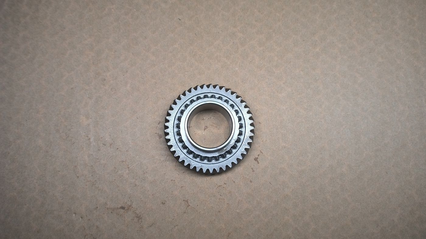 Dongfeng Fengguang 330 Input shaft fifth gear MR513B04-0911 real stock photo
