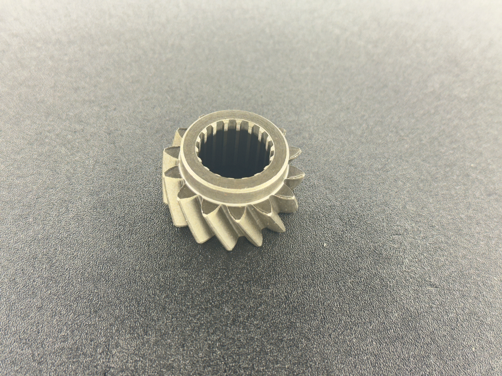 Changan CM5 Transmission gear / shaft COMP-0104-0104 real stock photo