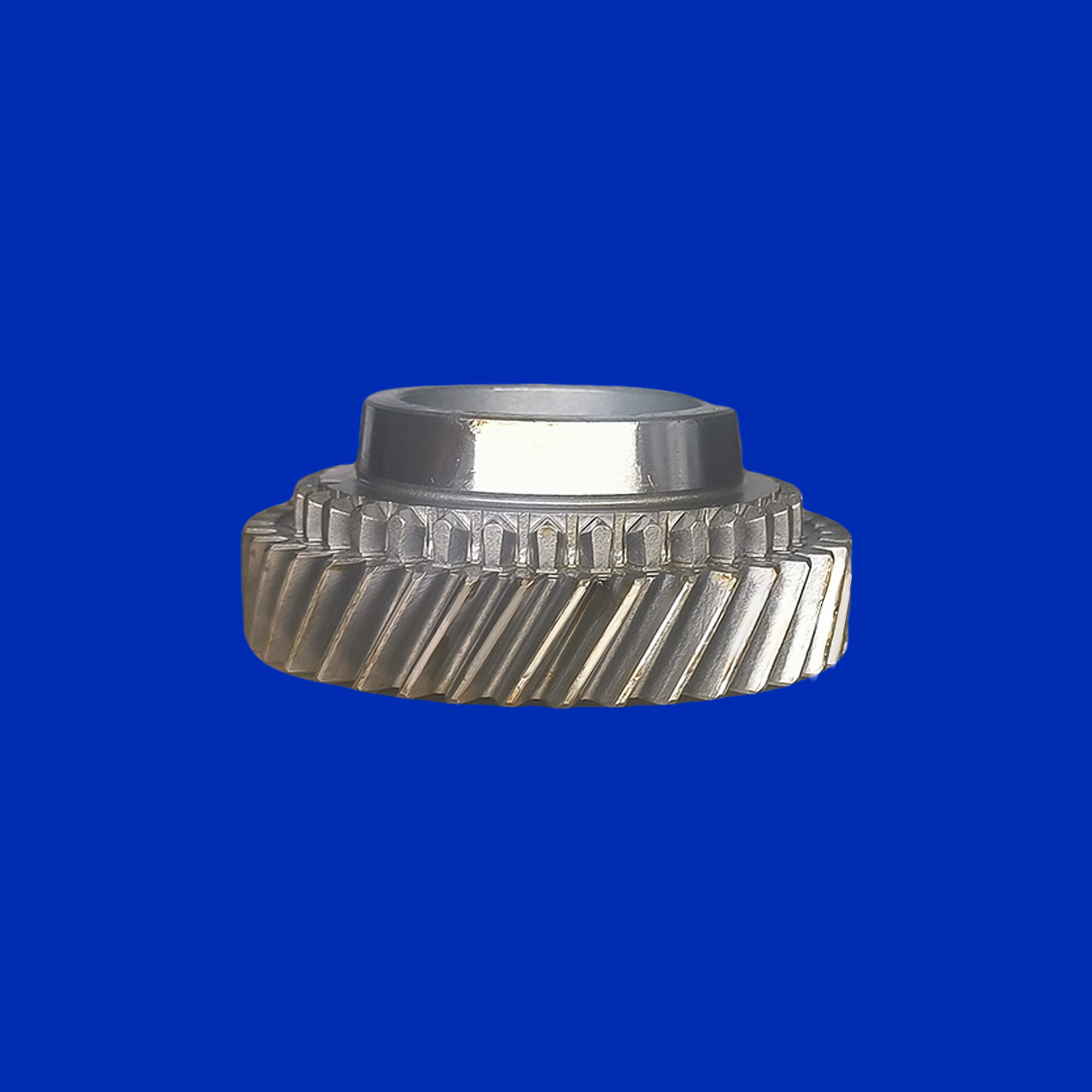 Dongfeng application Transmission gear / shaft DK12-0099 real stock photo