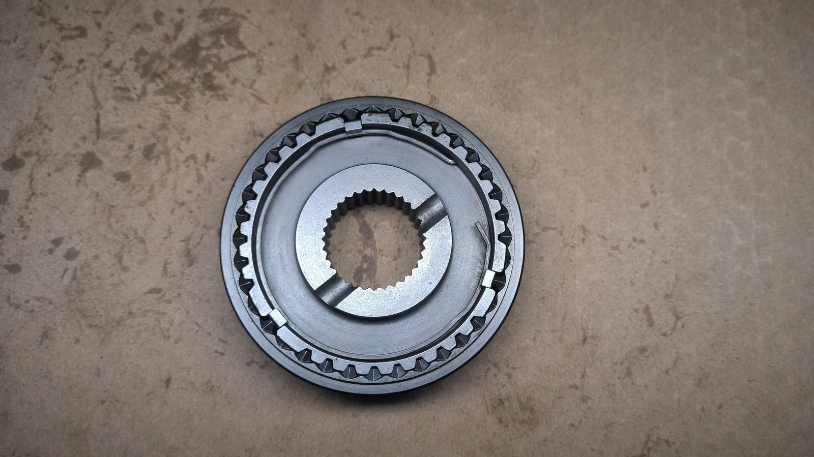 Changan application Synchronizer assembly MR508A01-0048 real stock photo
