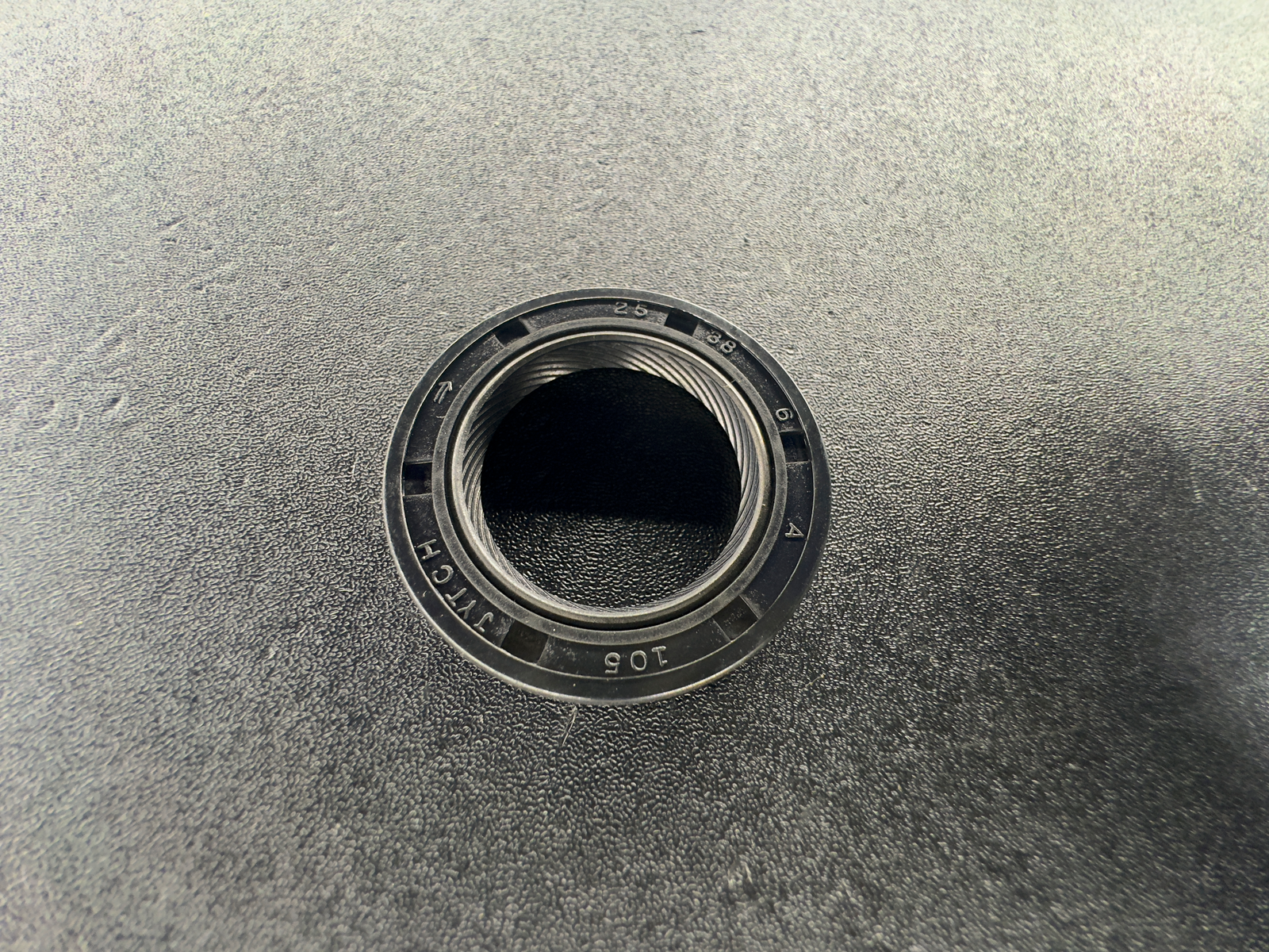 Changan Star Transmission gear / shaft MR508A01-0270 real stock photo